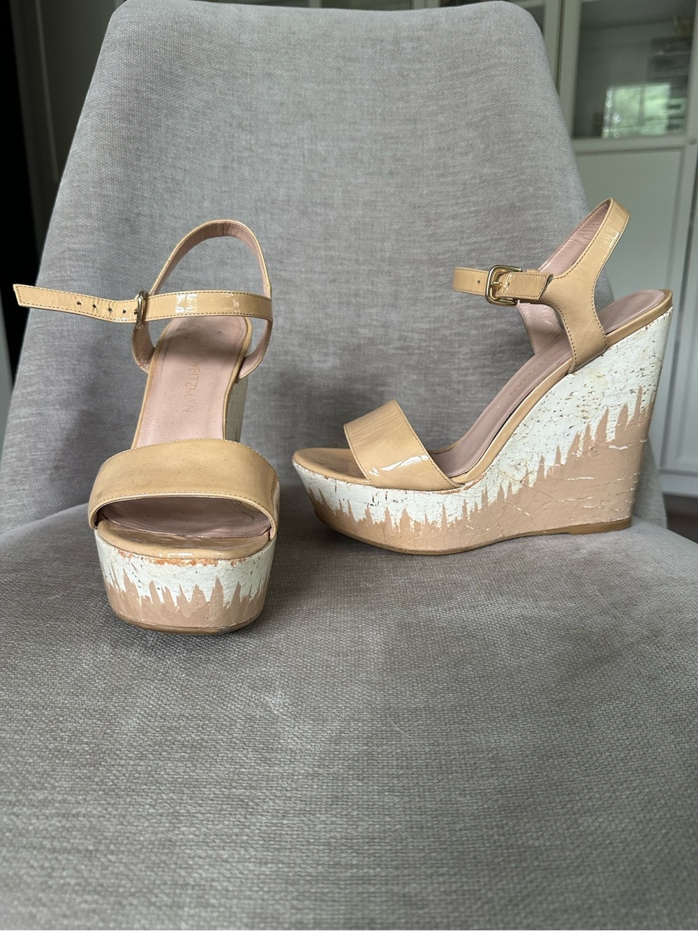 Stuart Weitzman Single Sky Wedge Sandal in bambina aniline color